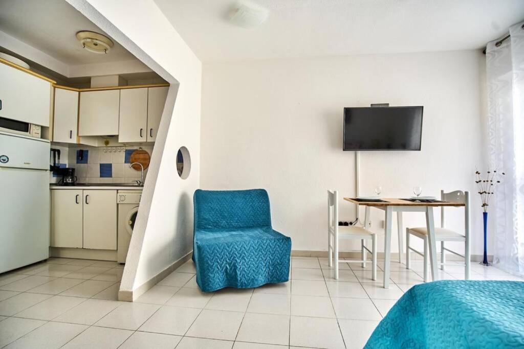 Cozy Studio Apartment Near The Beach Torrevieja Eksteriør billede